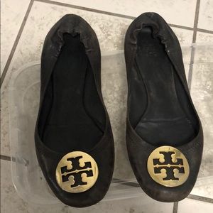 Tory Burch Reva size 8